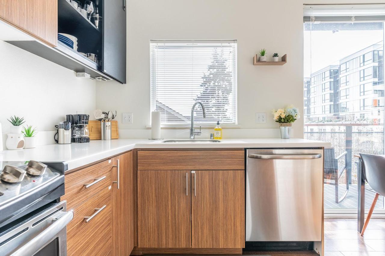 סיאטל Close Downtown Modern Apartment - Pet Friendly, Wifi, Rooftop Views מראה חיצוני תמונה