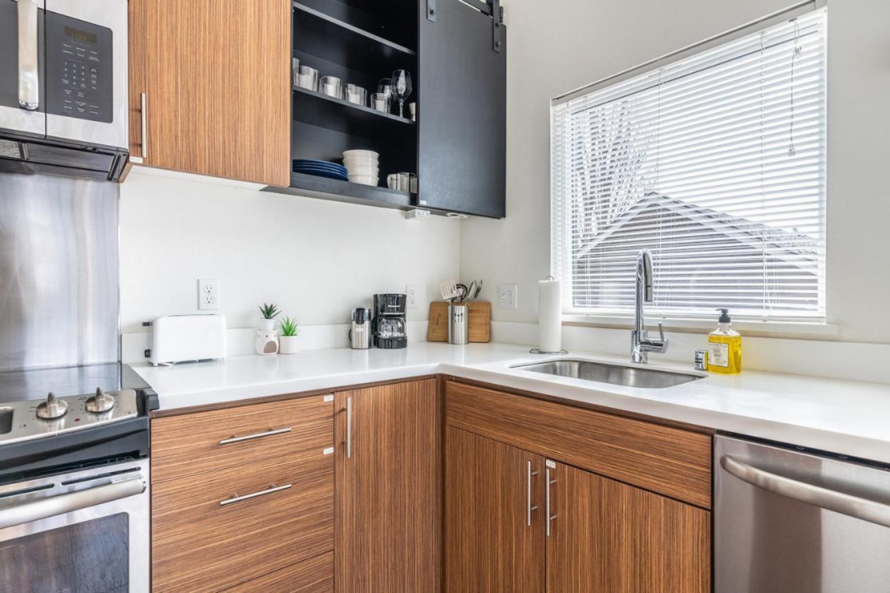 סיאטל Close Downtown Modern Apartment - Pet Friendly, Wifi, Rooftop Views מראה חיצוני תמונה